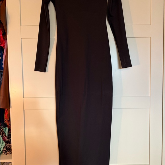 SKIMS Classic Black Long Sleeve Dress - Picture 2 of 4